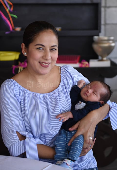 12102017 Lenika López, Silvia Urquizo y Tadeo.