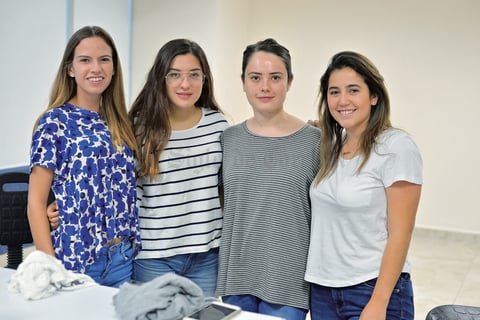 12102017 COMPAñERAS.  Daniela, Paty, Regina y Cristina.
