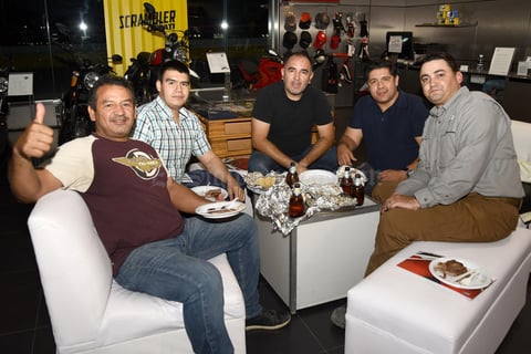 13102017 Omar Sobrino, Gustavo Muñoz, Marcelo Córdova, Gerardo Garza y Santos del Toro.