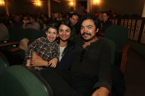 Saúl Sarmiento, Natalia Ceniceros y Rodrigo.