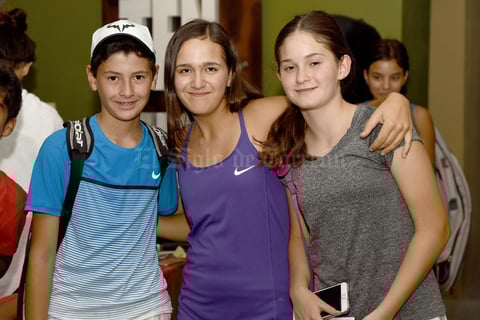 15102017 Diego, Valeria y Ana.