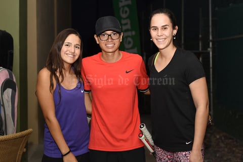 15102017 Valeria Jiménez, Ezequiel Rivera y Rosario Cuéllar.