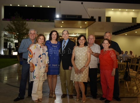 15102017 Rafael, Laura, Jesús, Alberto, Carlos, Paty, Rosy y Lety, anfitriones.