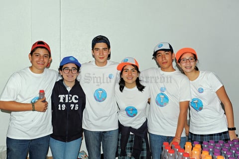 16102017 COMPAñEROS.  Javier Palco, Andrea Ríos, Jesús Robles, Mariana Rosales, Eduardo Moreno y Valeria Macías.