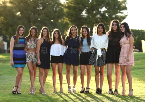 15102017 FESTEJA SU CUMPLE.  Ana Cristina acompañada de sus amigas.