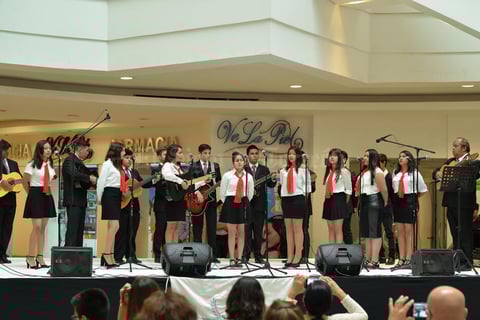 16102017 Alumnos del Instituto Narro.