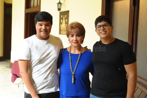 21102017 Felipe, Nena y Servando.