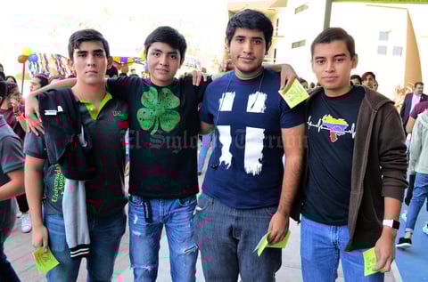22102017 Enrique Saravia, Jesús Armando, Erick Salazar y Jesús Daniel.