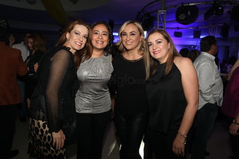 Reviven 'Décadas' en el Club Campestre de Durango