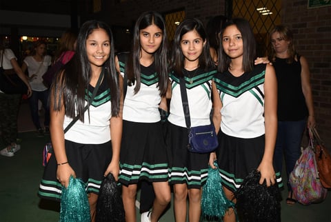 24102017 María Paula, Ale, Victoria y Zambra.