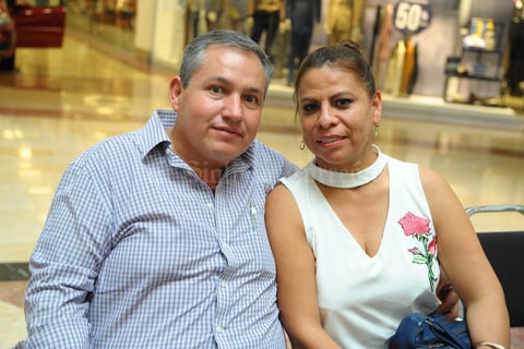 25102017 Luis y Ana.
