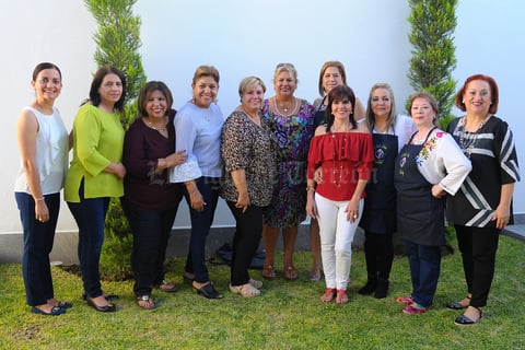 25102017 REUNIóN MENSUAL.  Damas del Club de Jardinería Lirios.