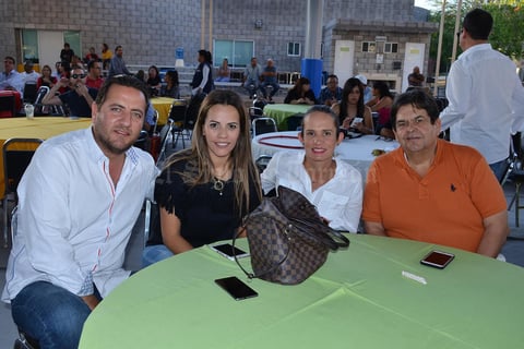 26102017 Pablo, Ana Paula, Marcela y Alejandro.