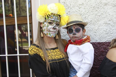 Catrina's Fest del Colegio Americano