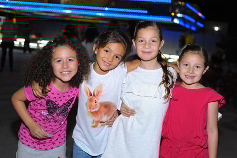 Mariana, Fernanda, Camila y Maria Emilia.