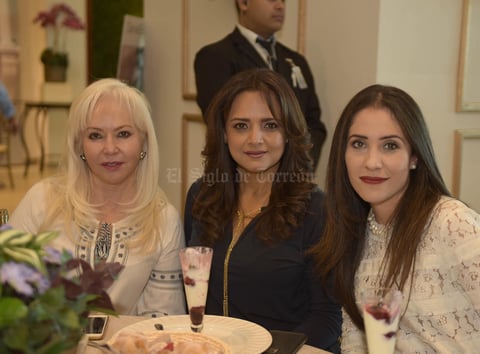 Marcela, Paty y Marcela.