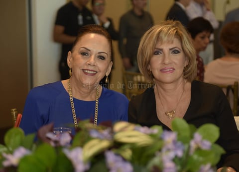 Olga y Chayito.