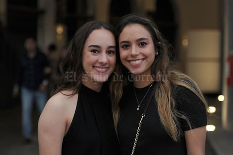 29102017 MUY GUAPAS.  Susy y Samy.