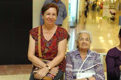 29102017 Rosy y Paquita.