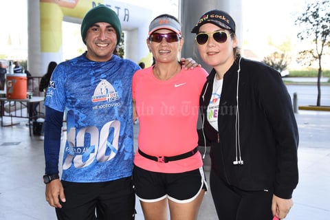 30102017 Armando, Margarita y Angy.