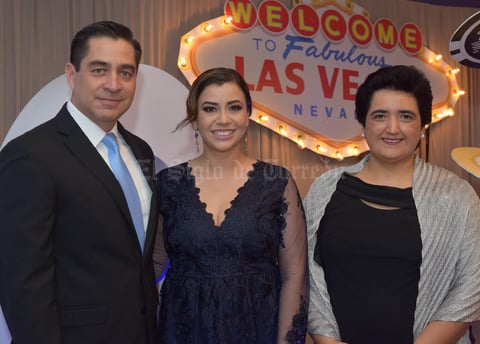 30102017 Lizeth Covarrubias y Sergio Caldera.