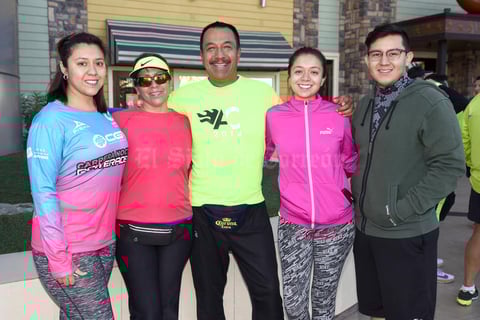 30102017 Erika, Lucía, Fer, Mayra y Daniel.