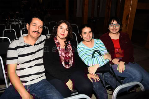 31102017 Manuel Rivas, Andrea Pasillas, Karime Rivas y Alexa Rivas.