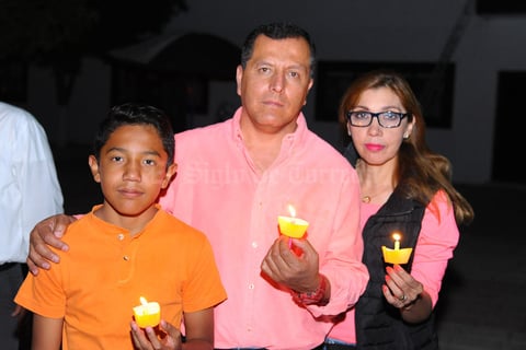 01112017 Juan Carlos, Daniel Iván e Isabel.