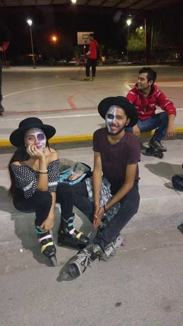 Algunos se disfrazaron igual que su pareja.