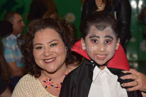02112017 Areli Marín y Patricio Hernández.