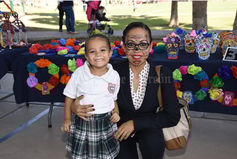 02112017 Claudia y Mariana.