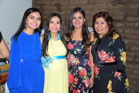 03112017 BABY SHOWER.  Karla Berumen de García, Katia, Patricia y Danya.