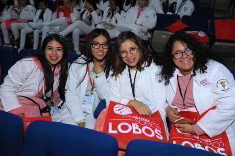 04112017 Laura, Ericka, Elifelet y Marifer.