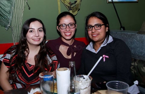 Yamile, Madai y Mónica.