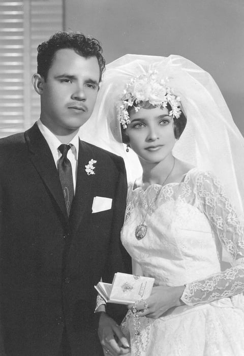 29102017 Marí­a Dolores Domíguez Favela y Felipe de Jesús de León Frausto contrajeron matrimonio el 27 de octubre de 1984.