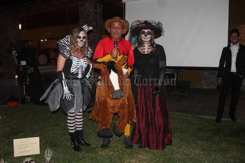05112017 Paty de la Torre, Carlos Gamboa y Ale Gamboa.