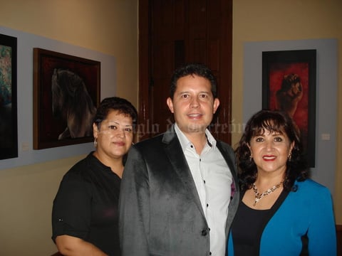 05112017 Gabriela García, Mario Marín y Rosario Ochoa.