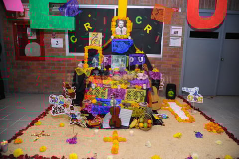 07112017 Altar dedicado a Francisco Gabilondo Soler, Cri-Cri.