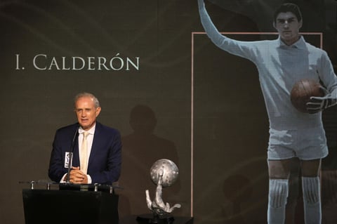 Ignacio "Nacho" Calderón fue homenajeado por su espectacular trayectoria.