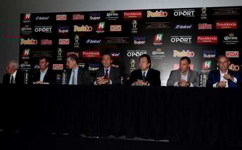 Antes de la ceremonia, los homenajeados dieron una rueda de prensa.