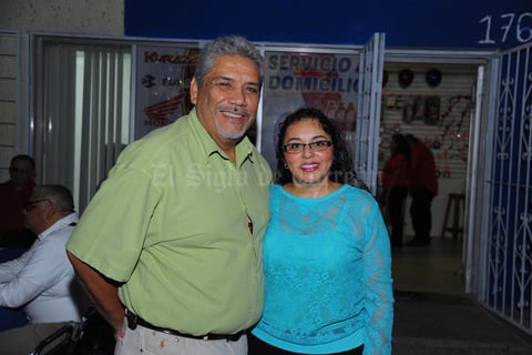 08112017 Luis y Carolina.