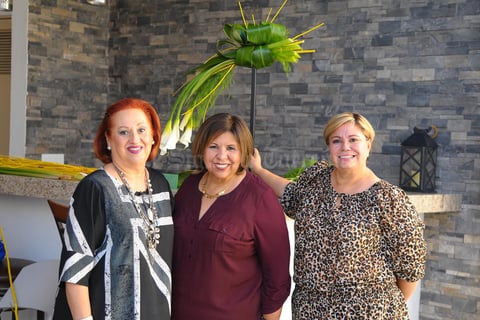 09112017 JARDINERAS.  Tita, Ely y Marisa.