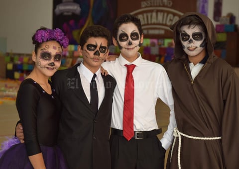 09112017 TRADICIóN.  Alejandra, Humberto, Kenneth y Gael.