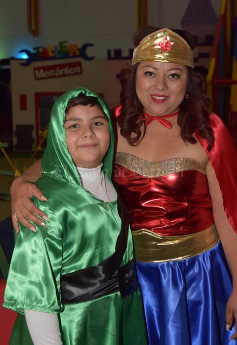 09112017 CONTENTOS.  José Eduardo Hernández y Martha Vargas.