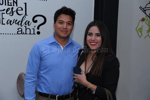 09112017 EN RECIENTE EVENTO.  Gerardo y Nayely.