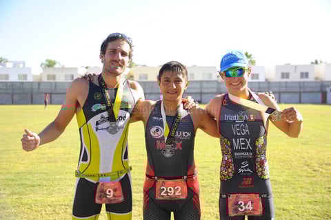 Joaquín Pereda, Arturo Esquivel y Ricardo Vega