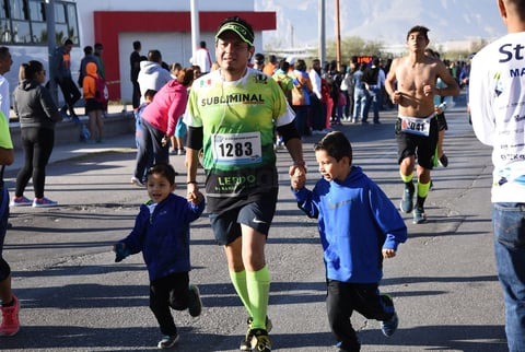 Chicos y grandes participaron en el Medio Maratón Autocentro-Autopop.