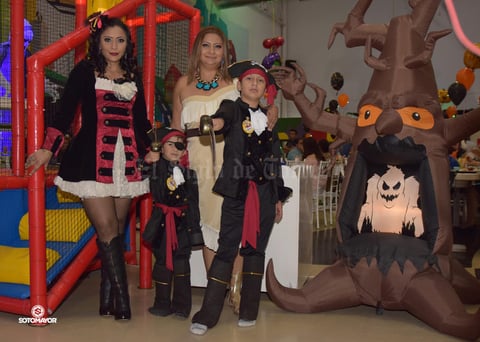 12112017 Juanis, Lizeth, José y Abraham.