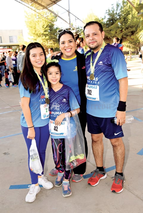 14112017 MUY CONTENTOS.  Familia Ramírez Oranday.