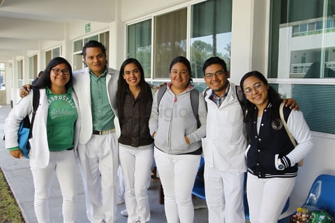 Gladis, Leonel, Hillary, Grecia, Carlos y Laura.